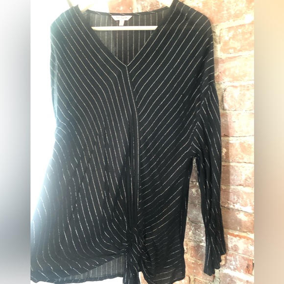 Juicy Couture …. Black & silver blouse NWOT - Picture 9 of 15